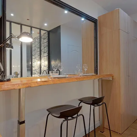 Fabulous Comfortable With Updated Finishes And Design Next To Champ De Mars * Παρίσι