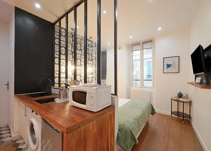 Apartman Fabulous Comfortable With Updated Finishes And Design Next To Champ De Mars Párizs